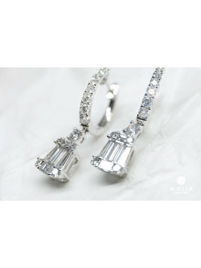 Elegance Tapers Diamond Earrings (1.80ct. tw.) in 18K White Gold 